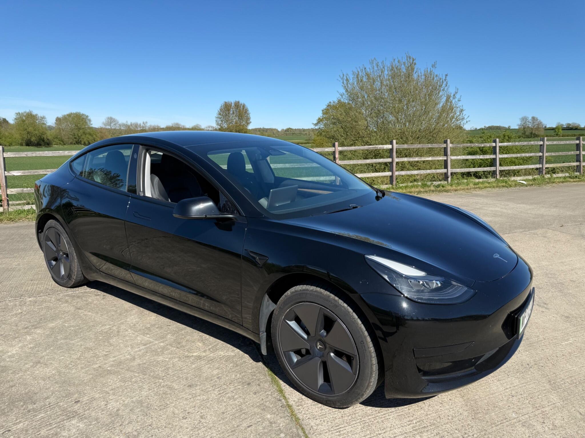 Tesla Model 3 Saloon 4dr Electric Auto RWD (241 bhp) — photo 62 of 114